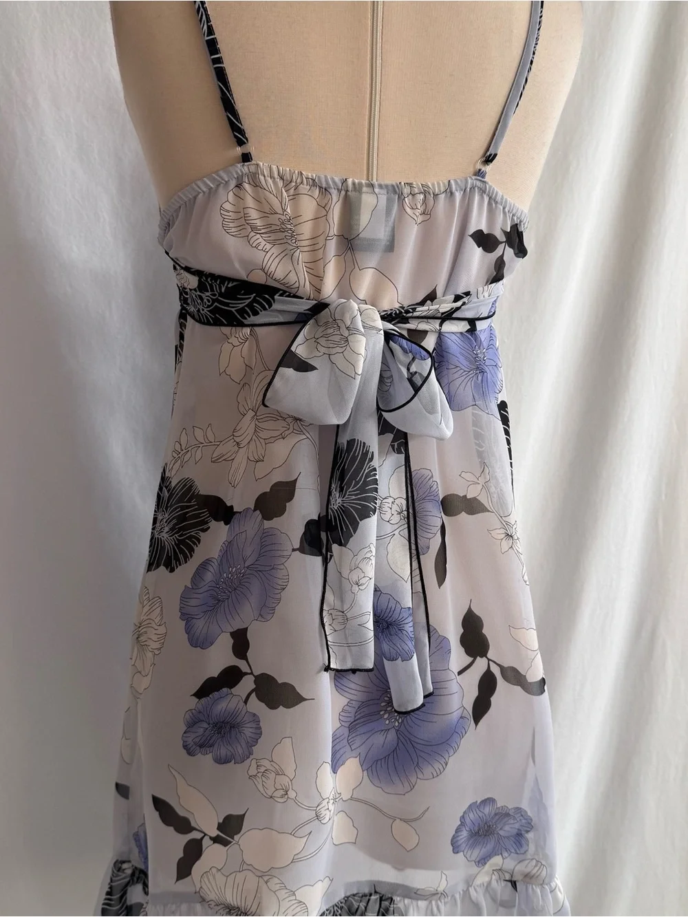 Apt. 9 semi sheer
